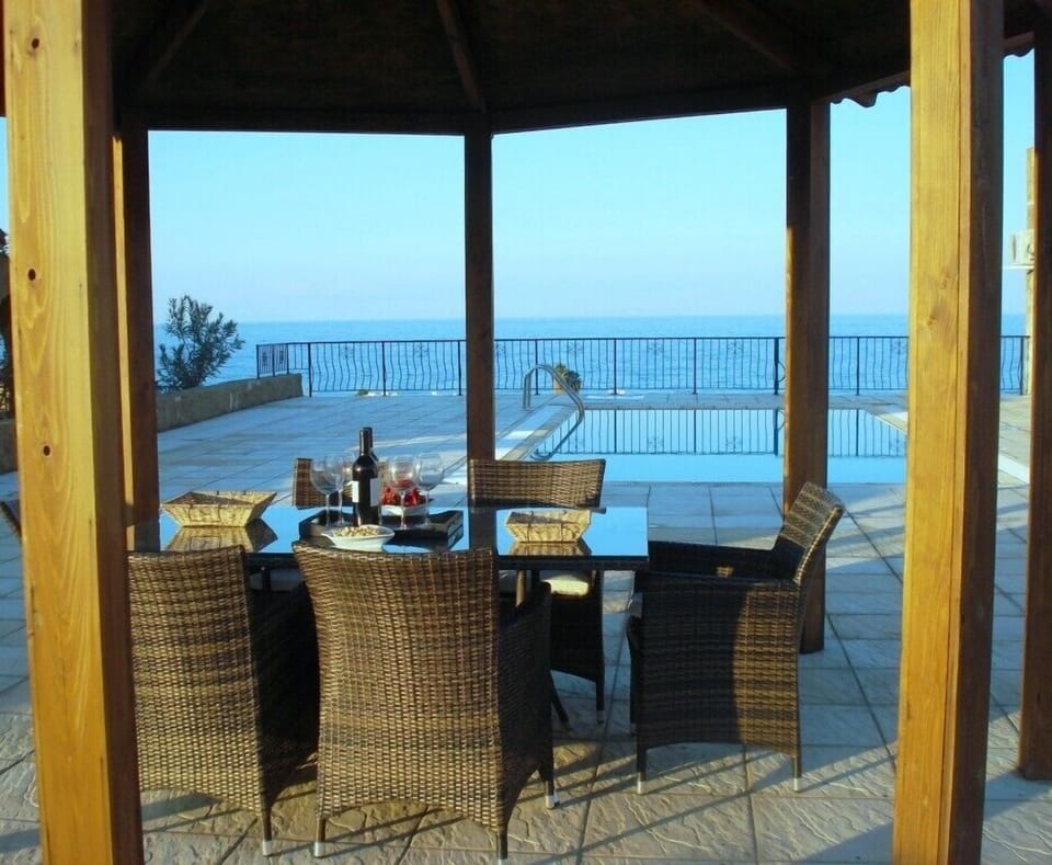 Pavilion area overlooking the private pool.