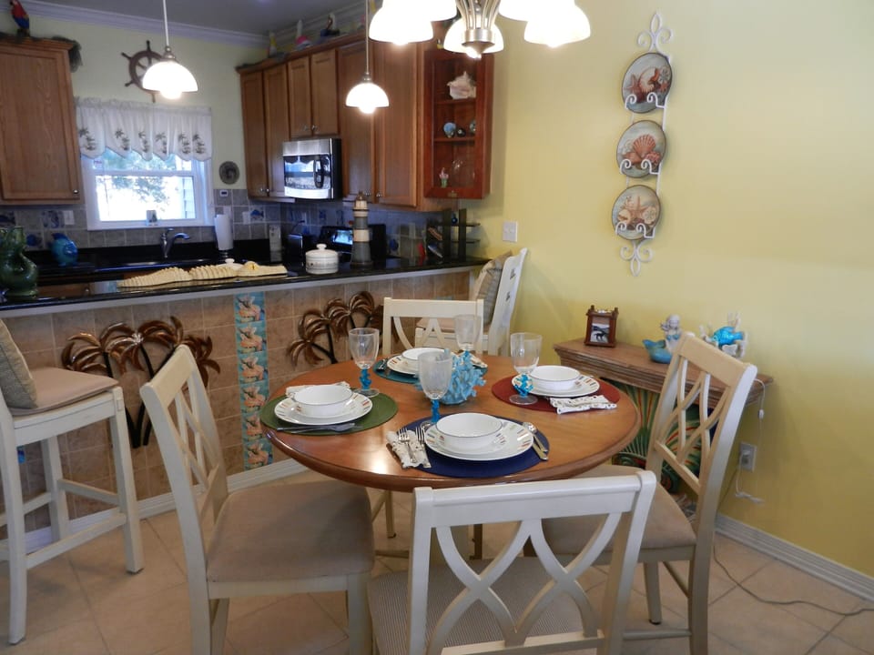 DINNING AREA