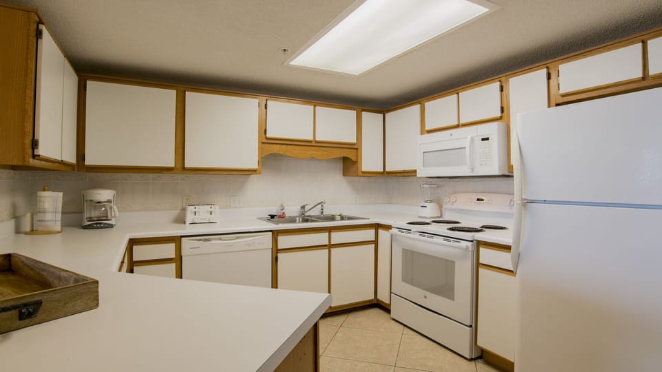 Phoenix X 311 Kitchen