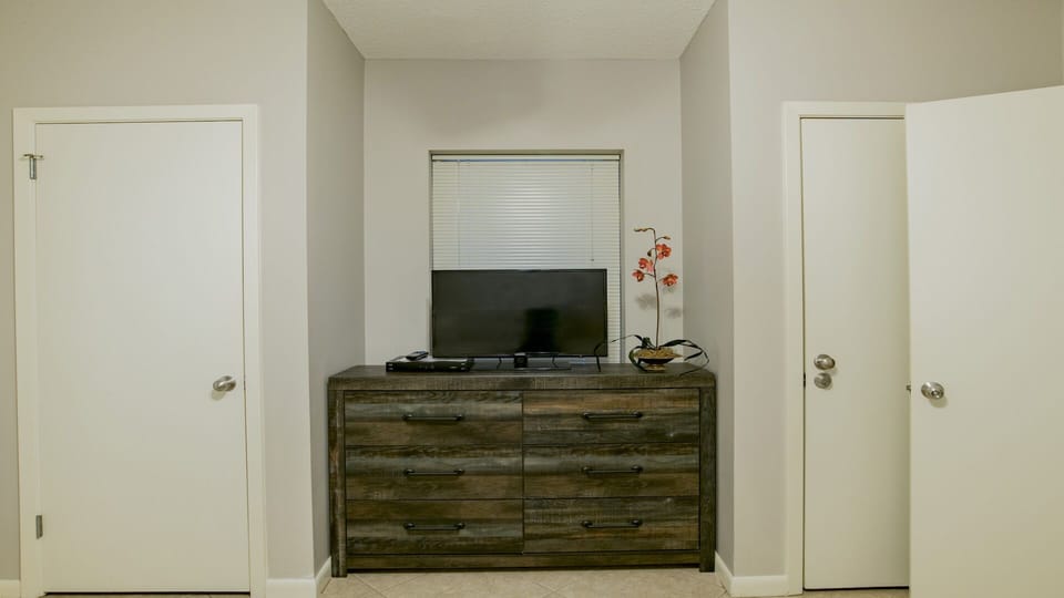 Phoenix X 311 2nd bedroom