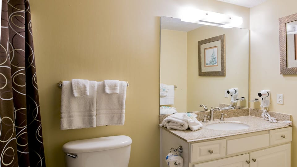 Phoenix X 605 Master bath
