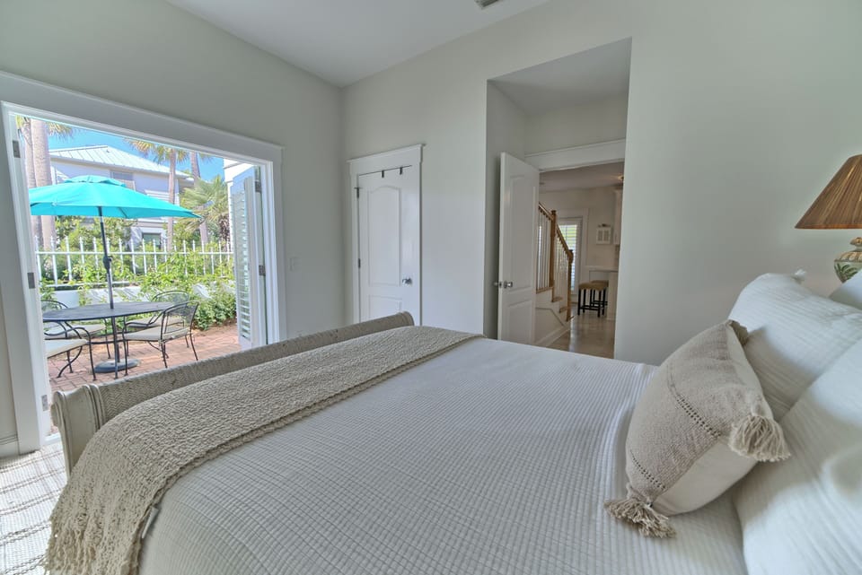 1st fl queen suite looking out to courtyard, perfect for morning coffee/dining