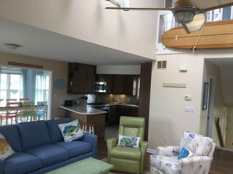 Main floor: open floor plan