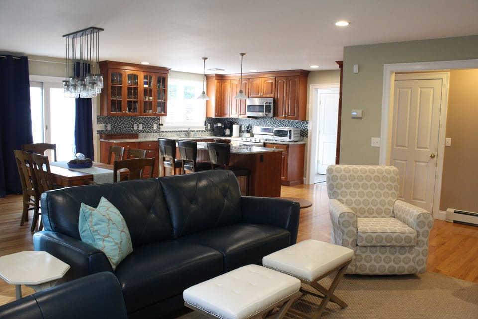Family room 