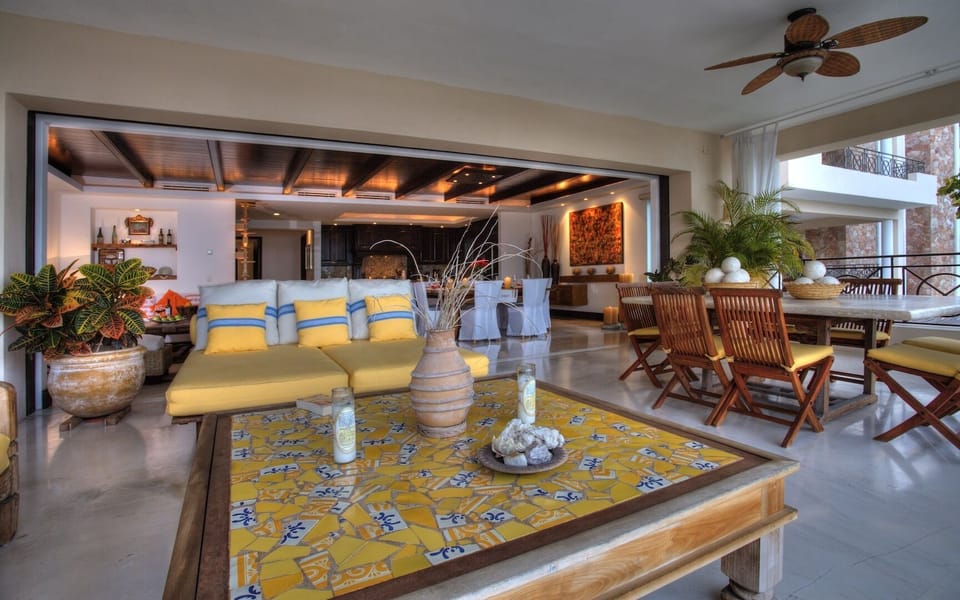 Indoor/outdoor 