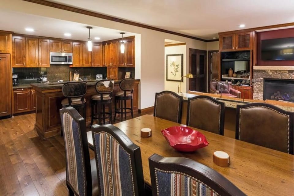 Aspen Ritz 2 Bedroom Residence