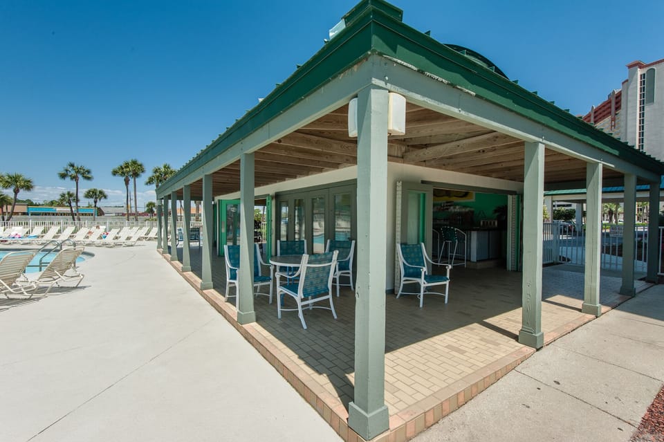 Hang Out Bar and Grill