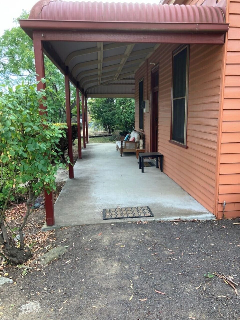 Accessable entryway from driveway to front door

