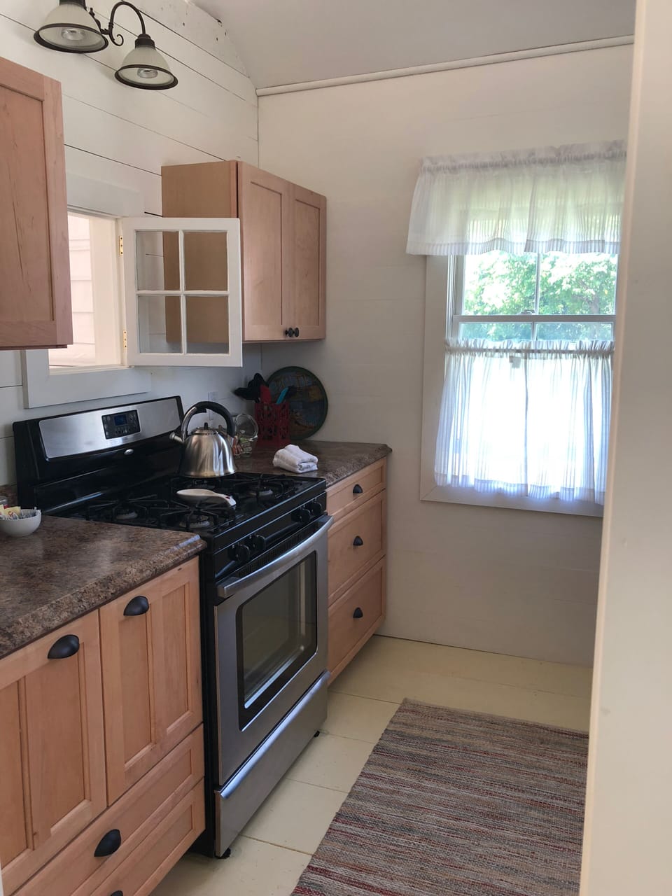 Full size propane stove and oven