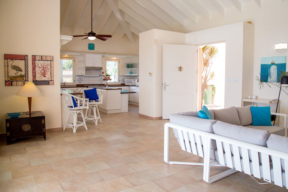 Open plan living and dining area