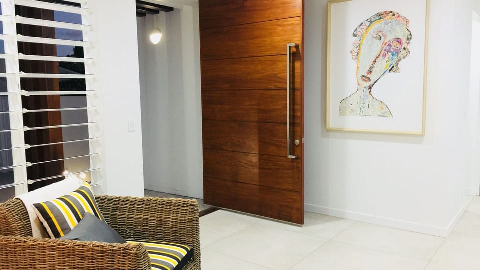 Streetfront Entrance Foyer.
