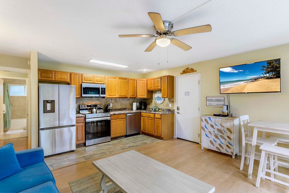 Living Room - Kitchen