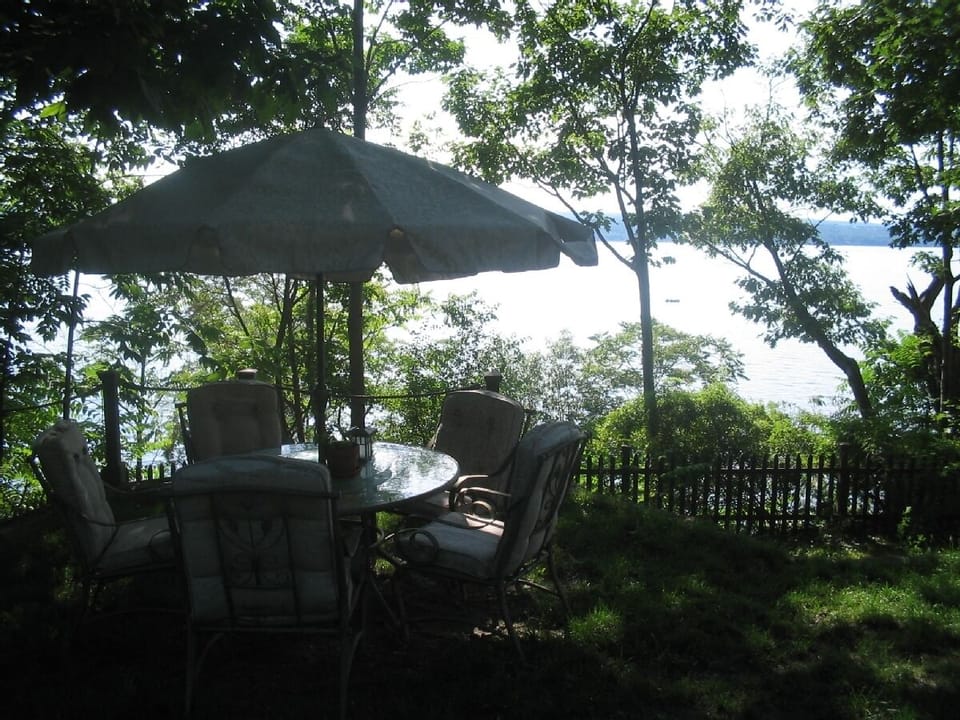 patio set in yard