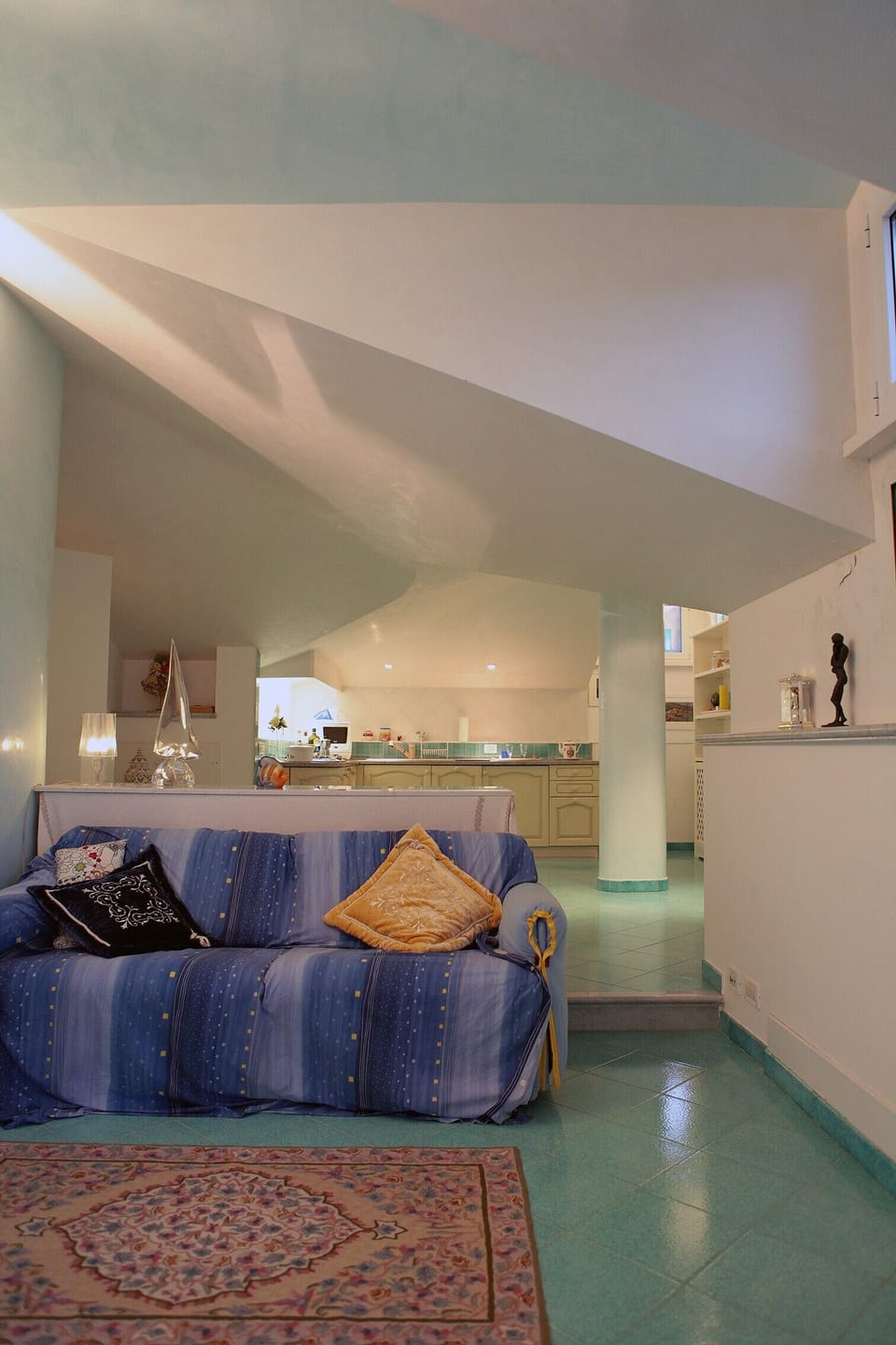 zona living (verso cucina)