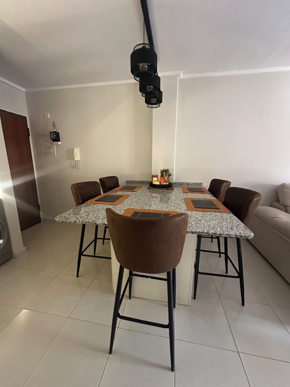 Kitchen /iDinning area