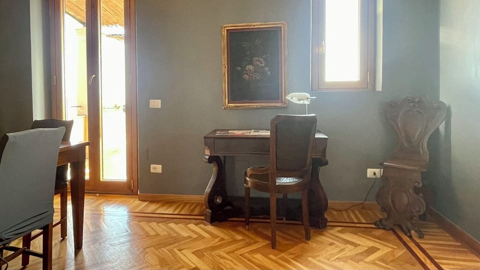 Desk corner
