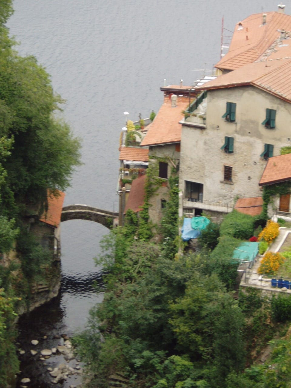 Roman Bridge Nesso Main square