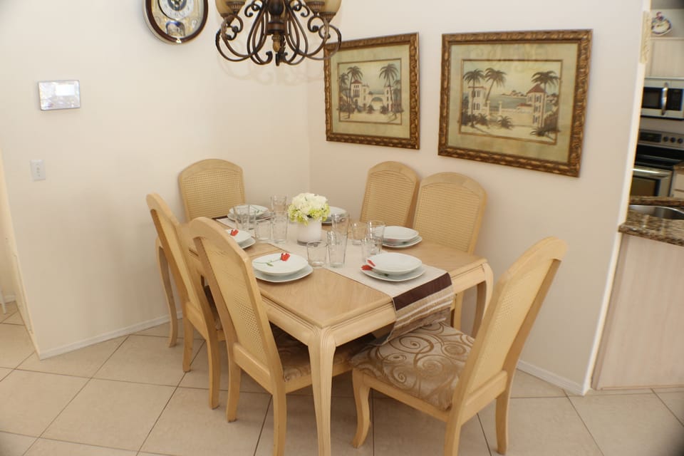 Dinning Area.