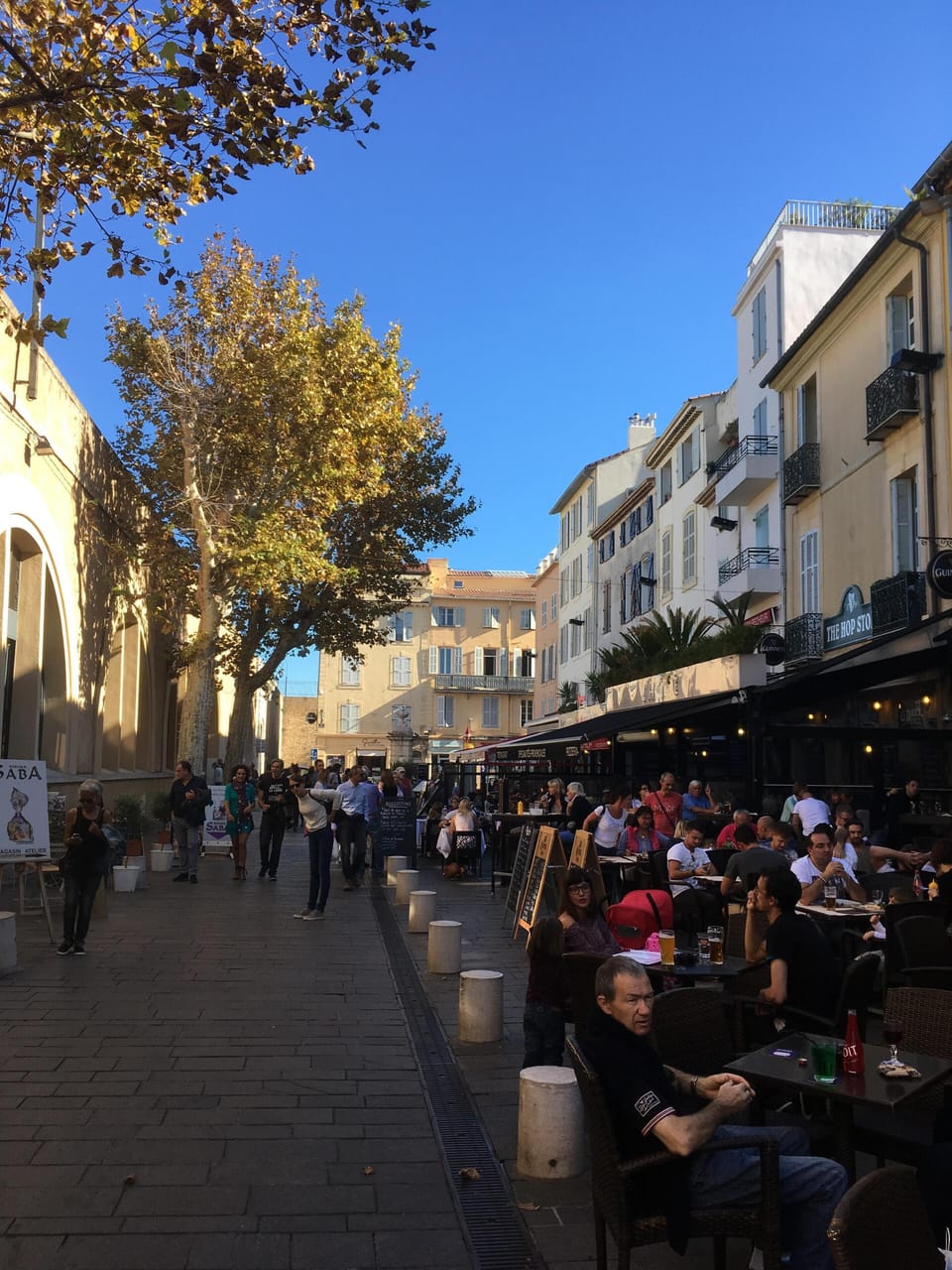 Alfresco dining in Old Town Antibes.