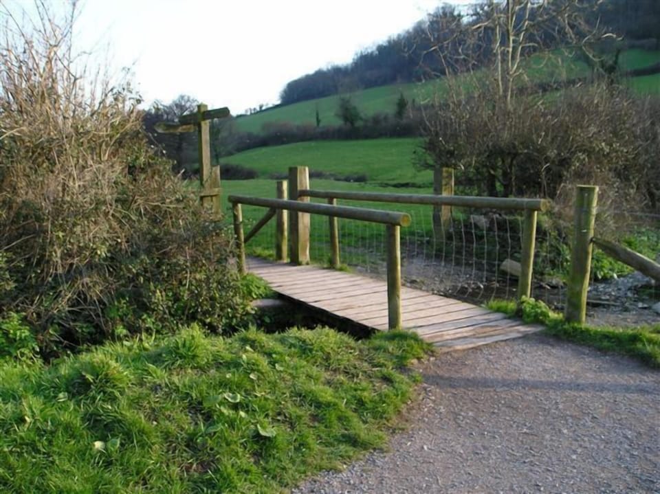 footpath tobeach