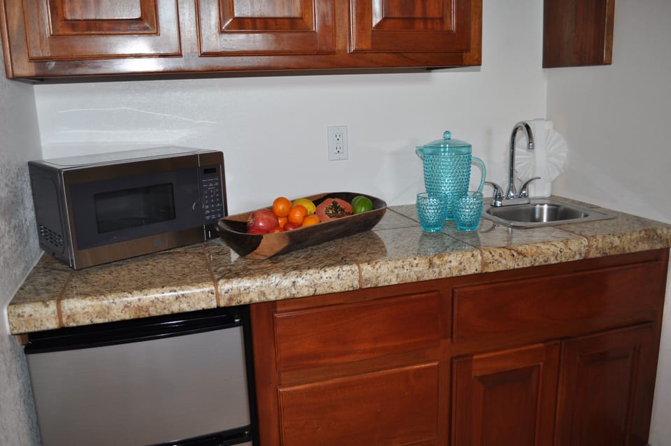 studio kitchenette