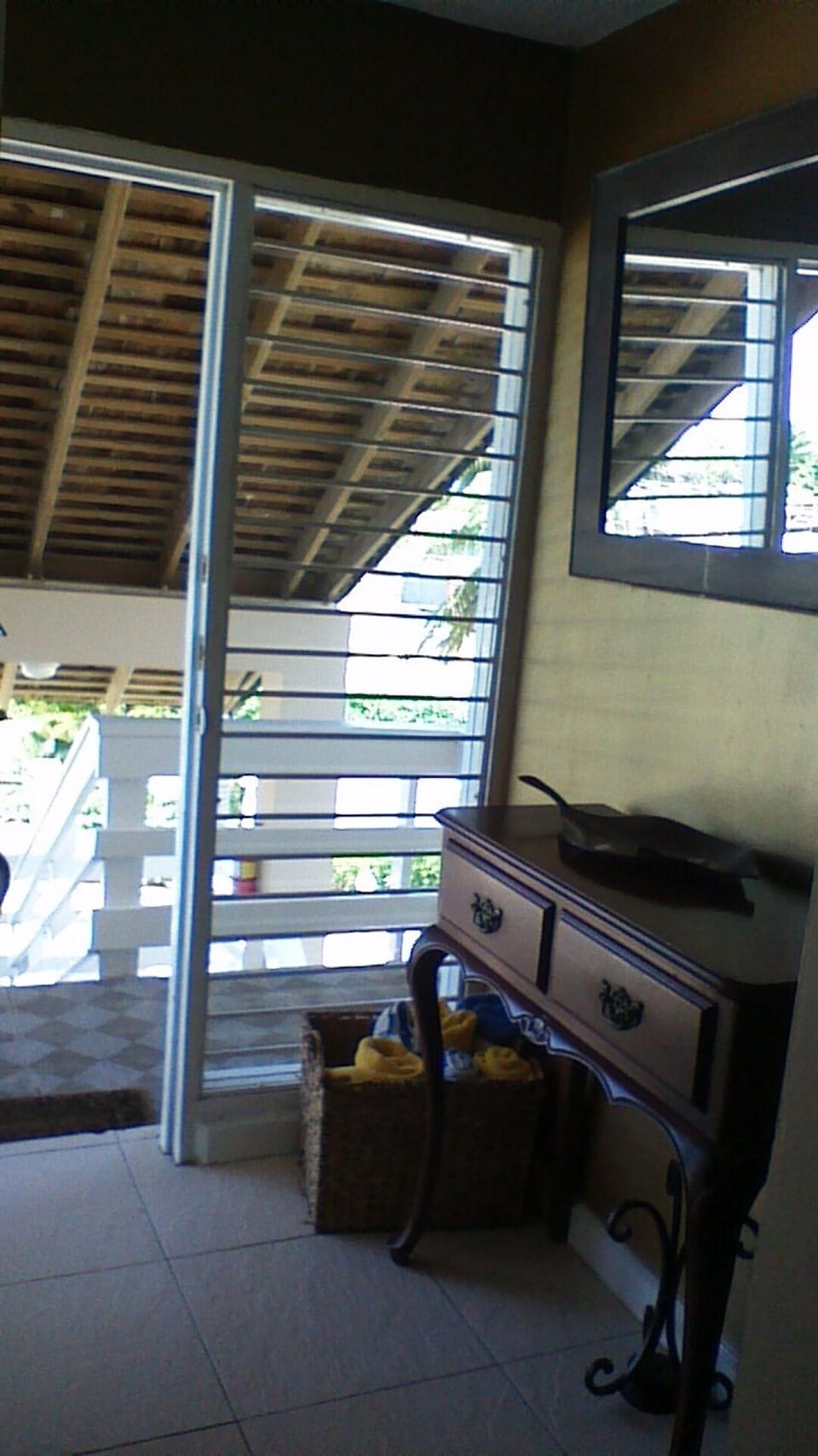 cool breezes from the front and back entrances