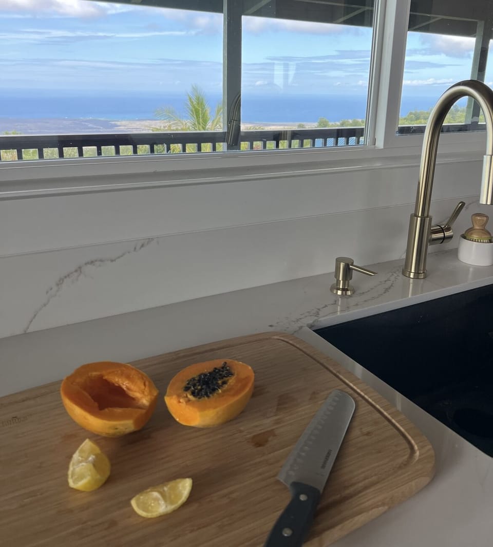 Hawaiian living at its finest…Tropical fruit and ocean views!
