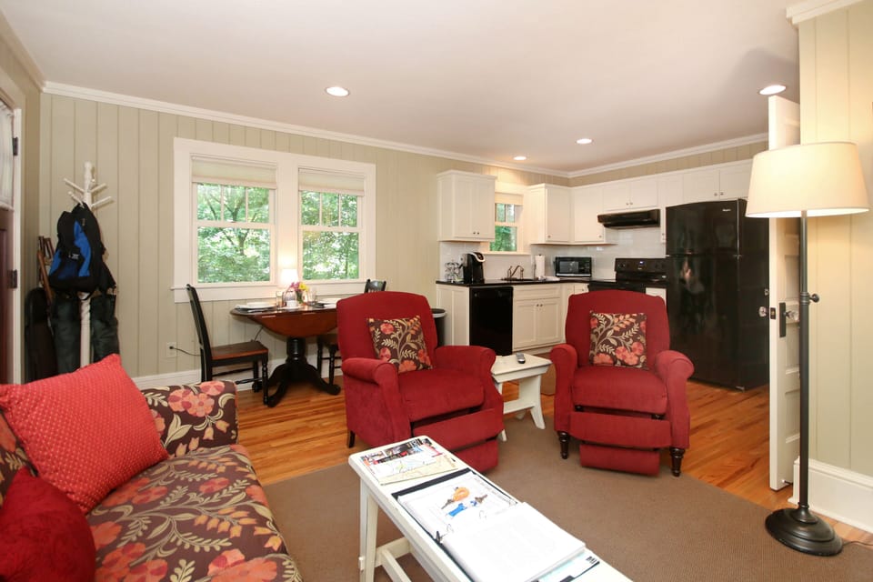 Open living area, cozy and comfortable