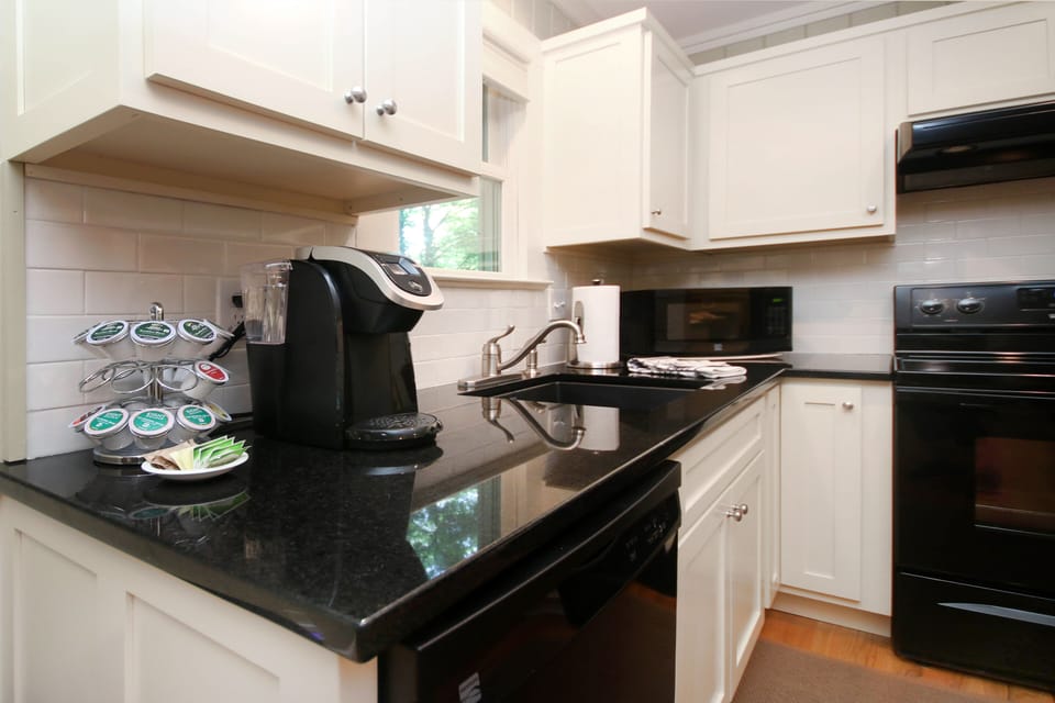 Keurig, toaster, blender, water bottles for hiking, travel coffee mugs for walks