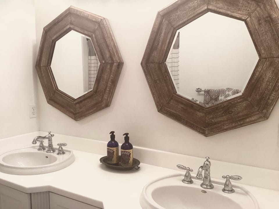 Upstairs jack and jill bathroom.
