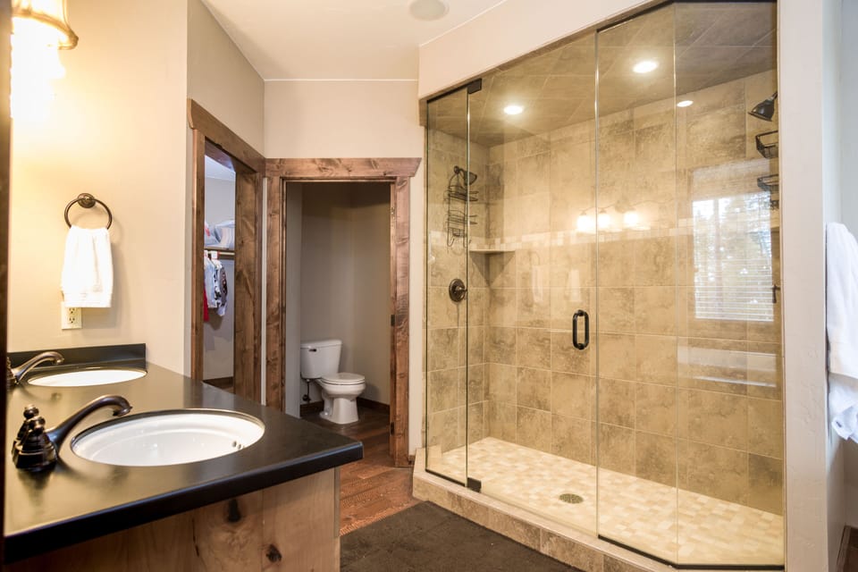 Master Bathroom with Double Head Shower