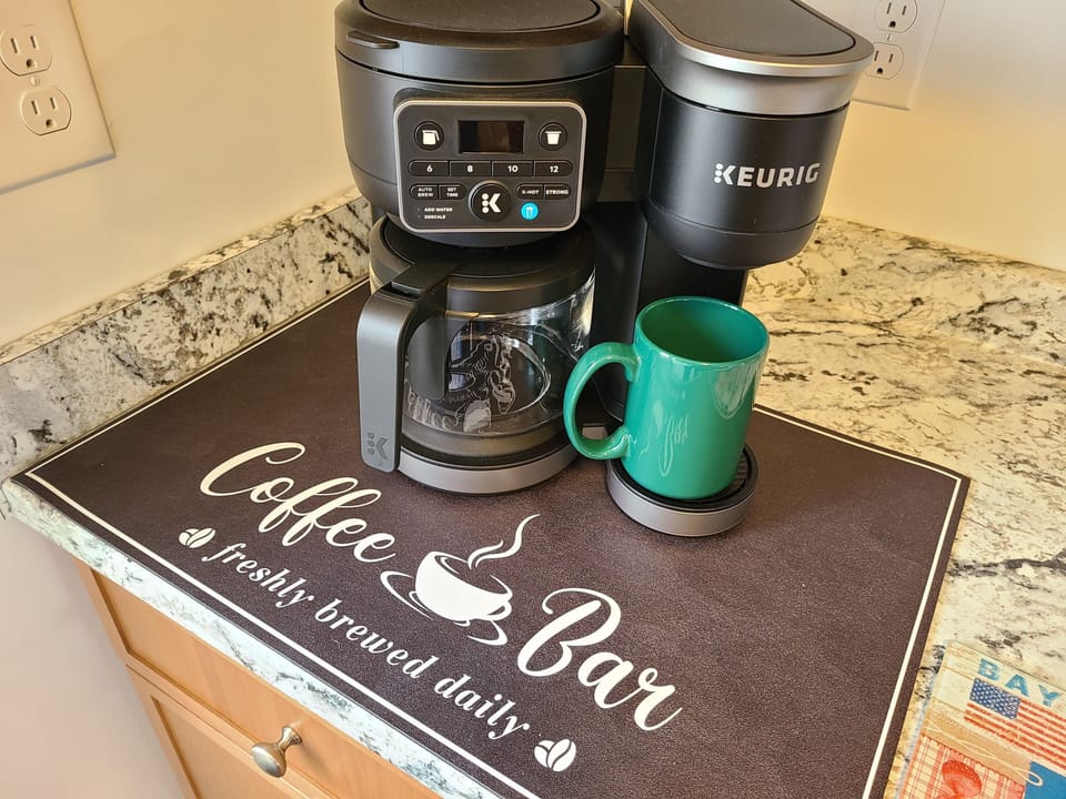 Duo Keurig coffee maker.  Bring your favorite K-Cup flavors!