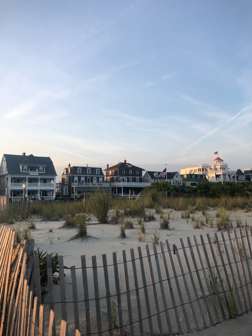 900 block of Beach Ave