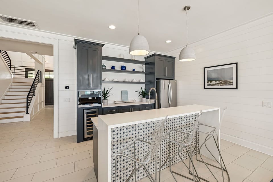 1st Floor Kitchen - Perfect for Snacks or a Quick Bite!