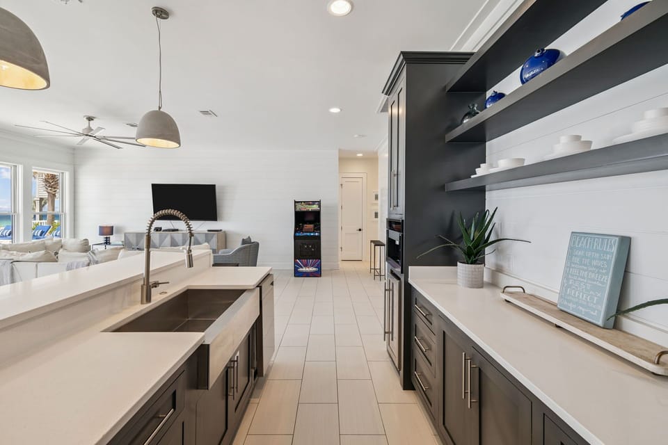 Fully Equipped & Ample Counter Space