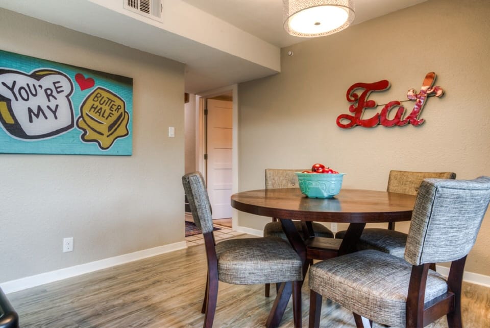 A great place to eat and play games. 