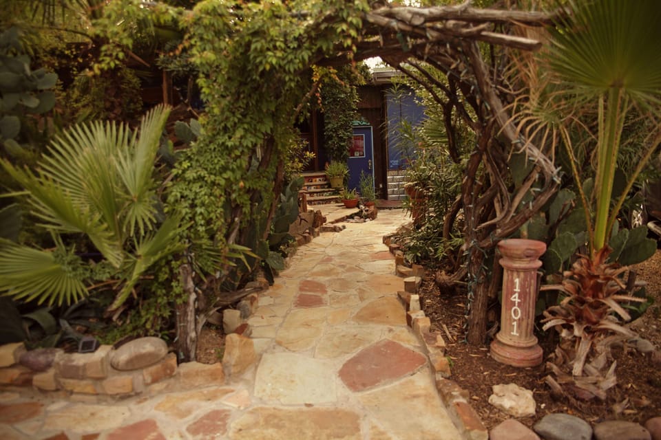 Casa Kenwood Guesthouses - Studio Azul Main Entrance