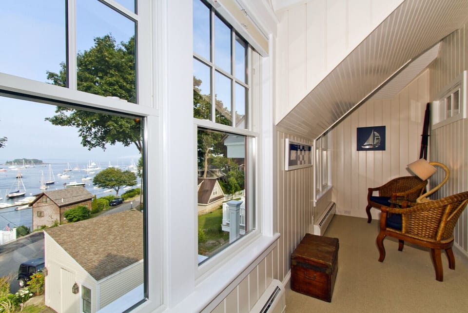 Nook off bedroom.  Enjoy the water views!