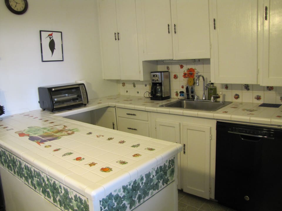 Kitchen is fully equipped with all you need.