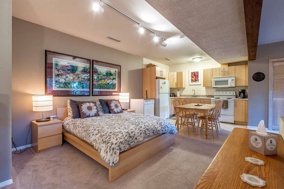 Queen size bed