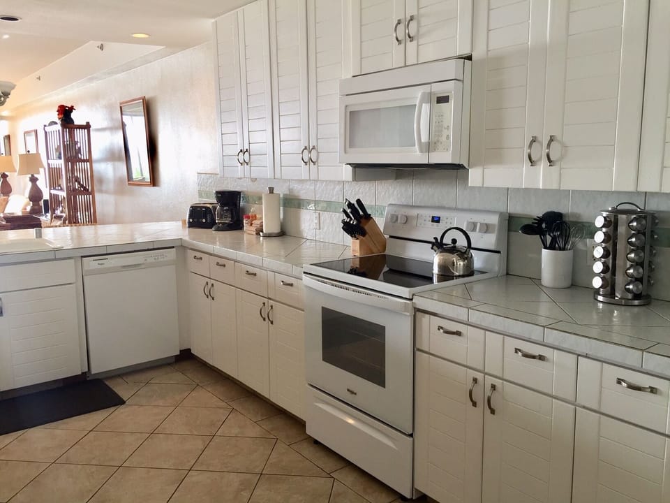 The kitchen was recently upgraded.