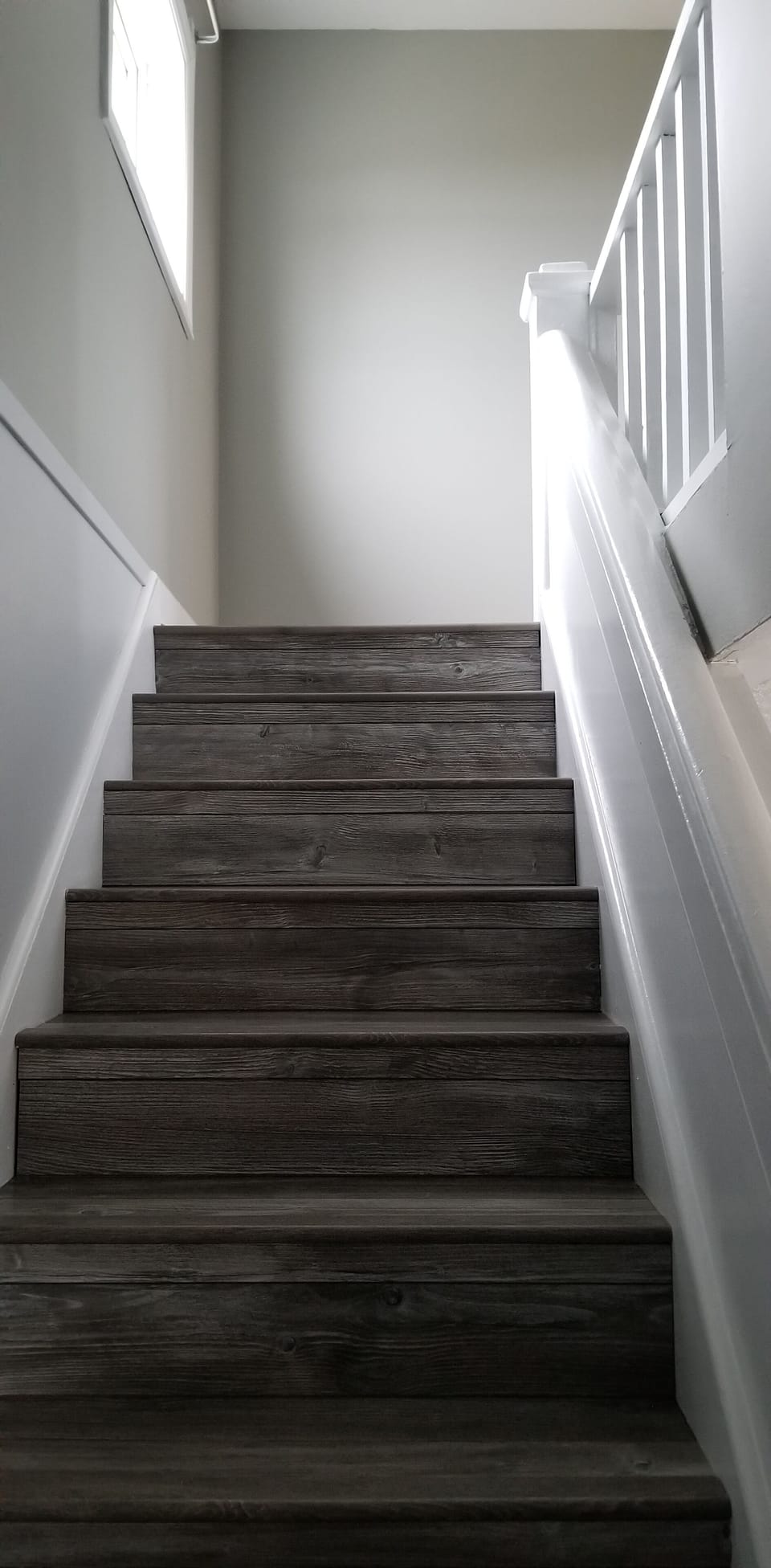 stairway to bedrooms