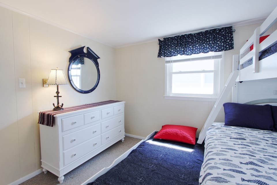 Bedroom 3 - Twin Over Double with Pull-out Trundle (expanded)