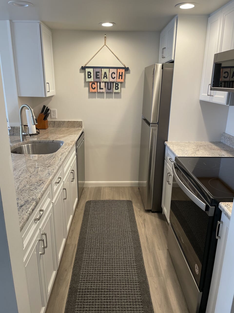 Fully equipped kitchen