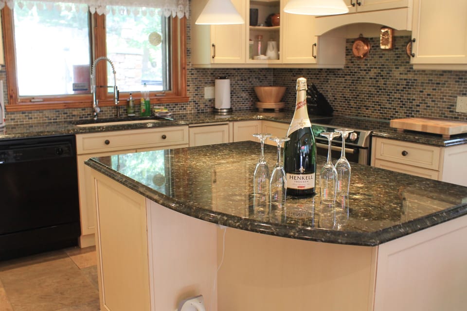 Chef's kitchen