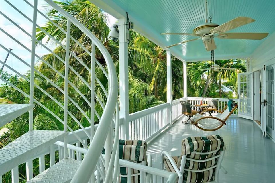 2nd Floor Deck