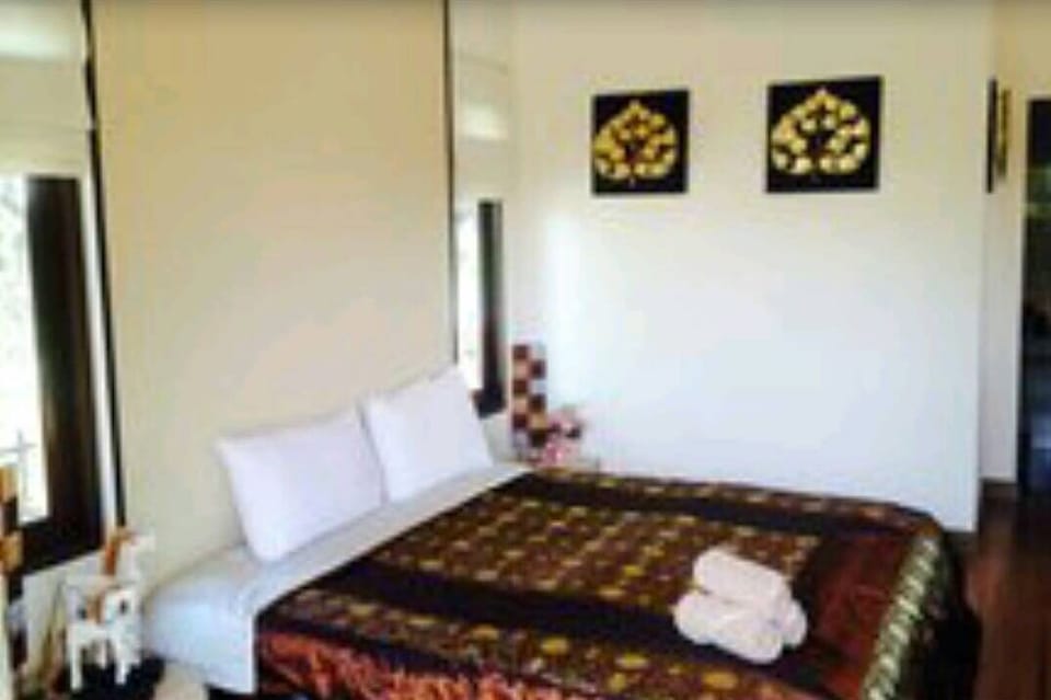 2 Bedroom pool villa for 6 pax