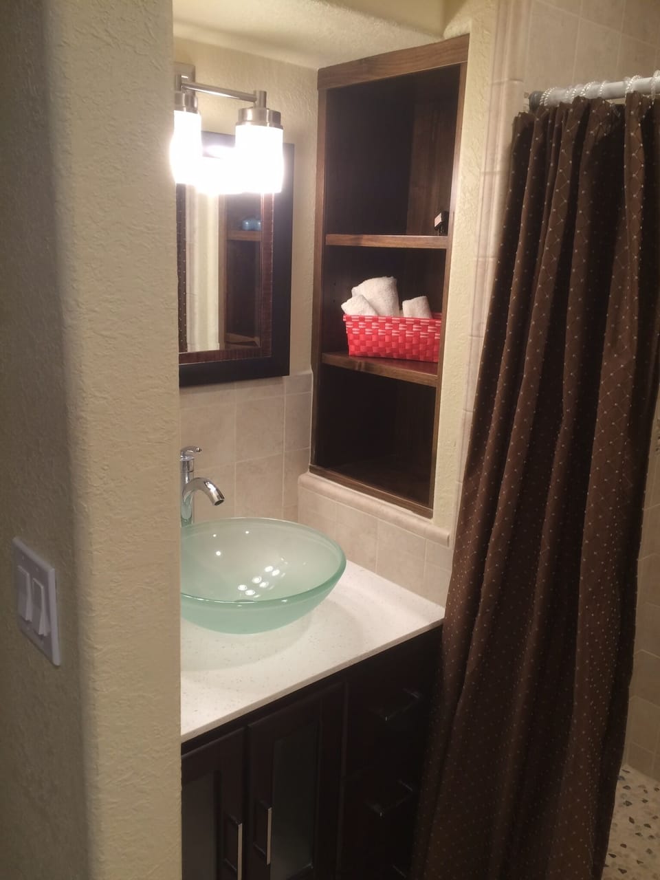 Vanity  Shower