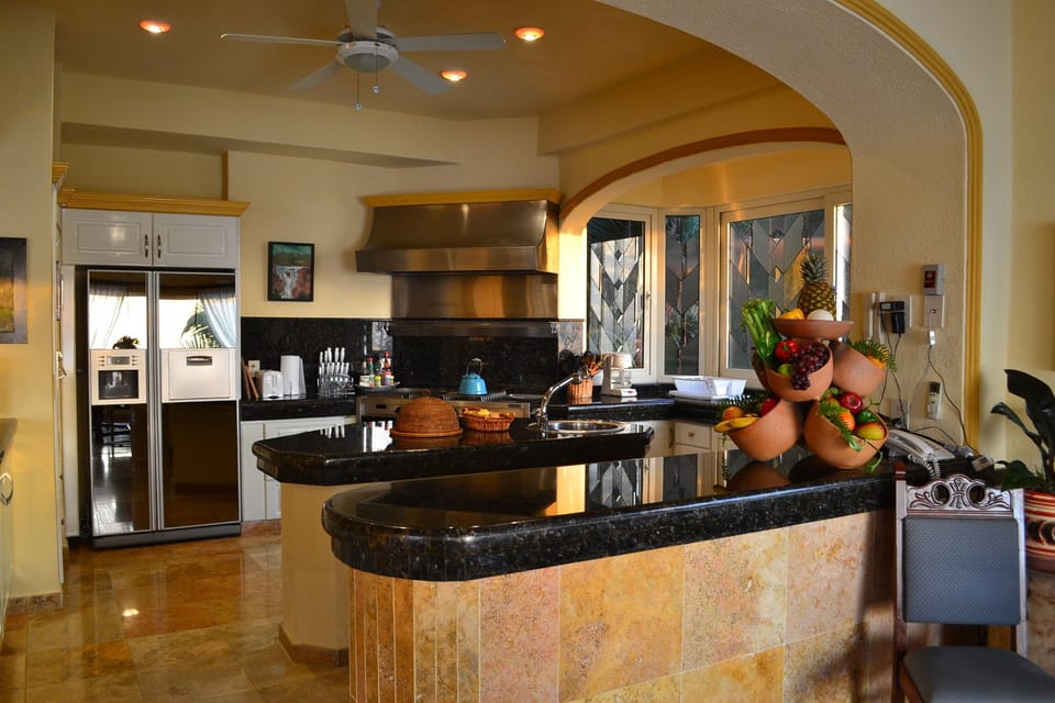 Entry level - Gourmet kitchen