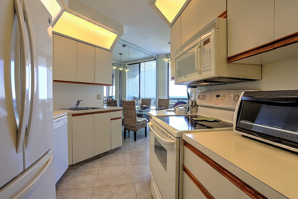 2nd Kitchen View